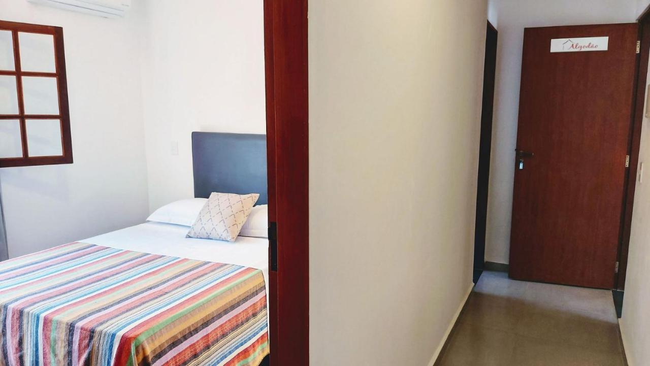 Algodão - Novo Flat com Piscina, 50mts da praia, churrasqueira privativa, ar con, wi-fi, netflix, garagem Araquari Exterior foto